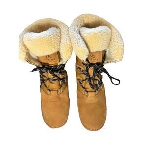 Alpine Design Sofia Women’s Boots Beige Leather Ortholite Faux Fur Size 11 Snow